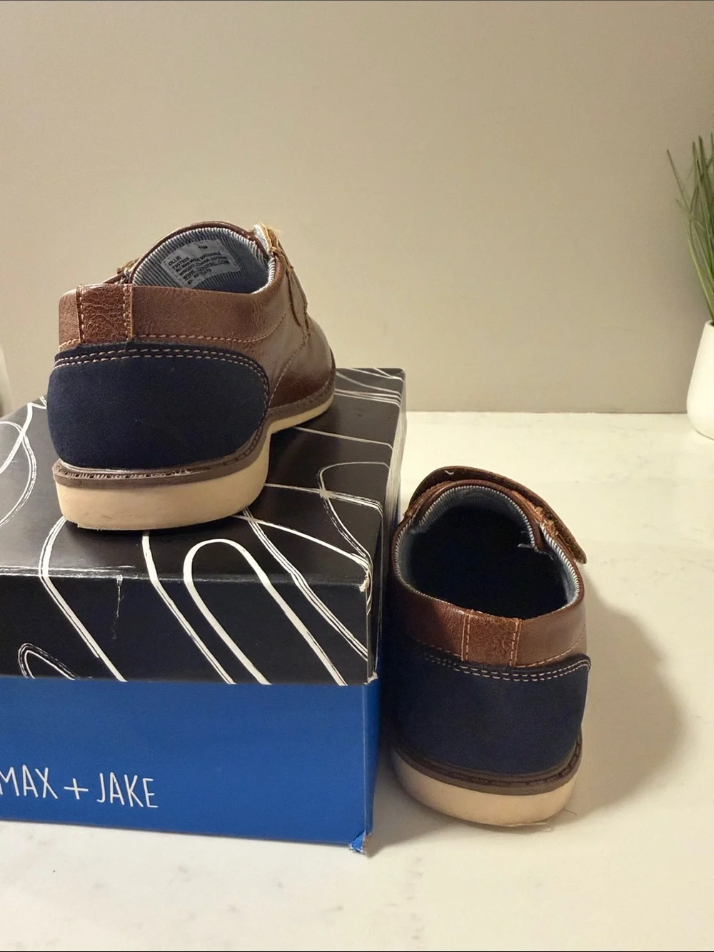 Classic Brown Kids Dress Shoes with Hook-and-Loop Closure